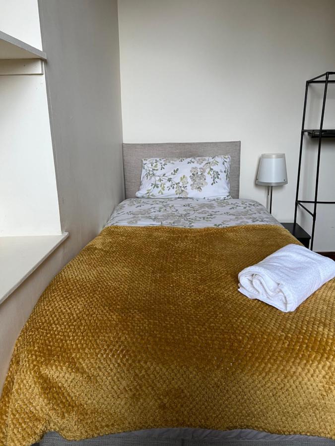 4 Bed Bungalow Near Airport Εδιμβούργο Εξωτερικό φωτογραφία