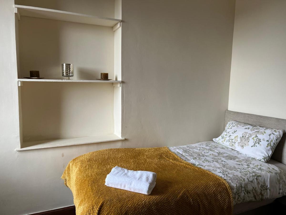 4 Bed Bungalow Near Airport Εδιμβούργο Εξωτερικό φωτογραφία