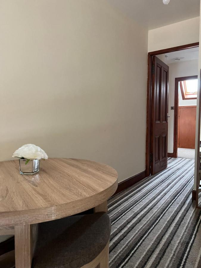 4 Bed Bungalow Near Airport Εδιμβούργο Εξωτερικό φωτογραφία