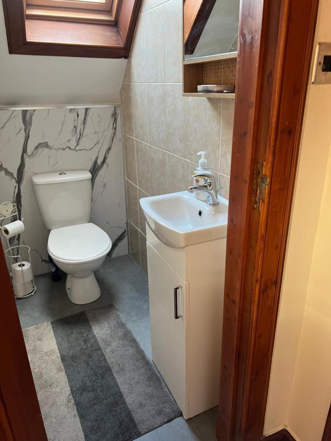 4 Bed Bungalow Near Airport Εδιμβούργο Εξωτερικό φωτογραφία